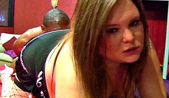 Silvia Saint- A Seduced Waitress, порно видео